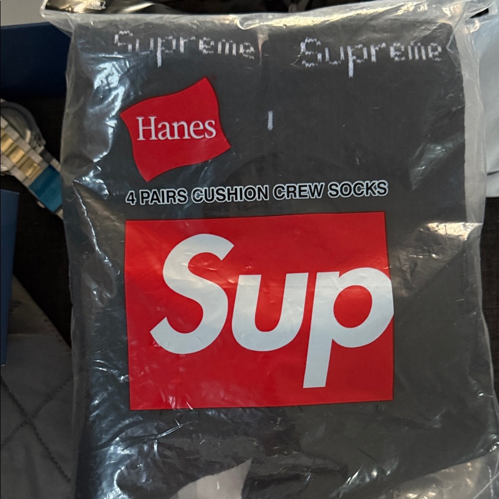 Supreme Black Crew Socks